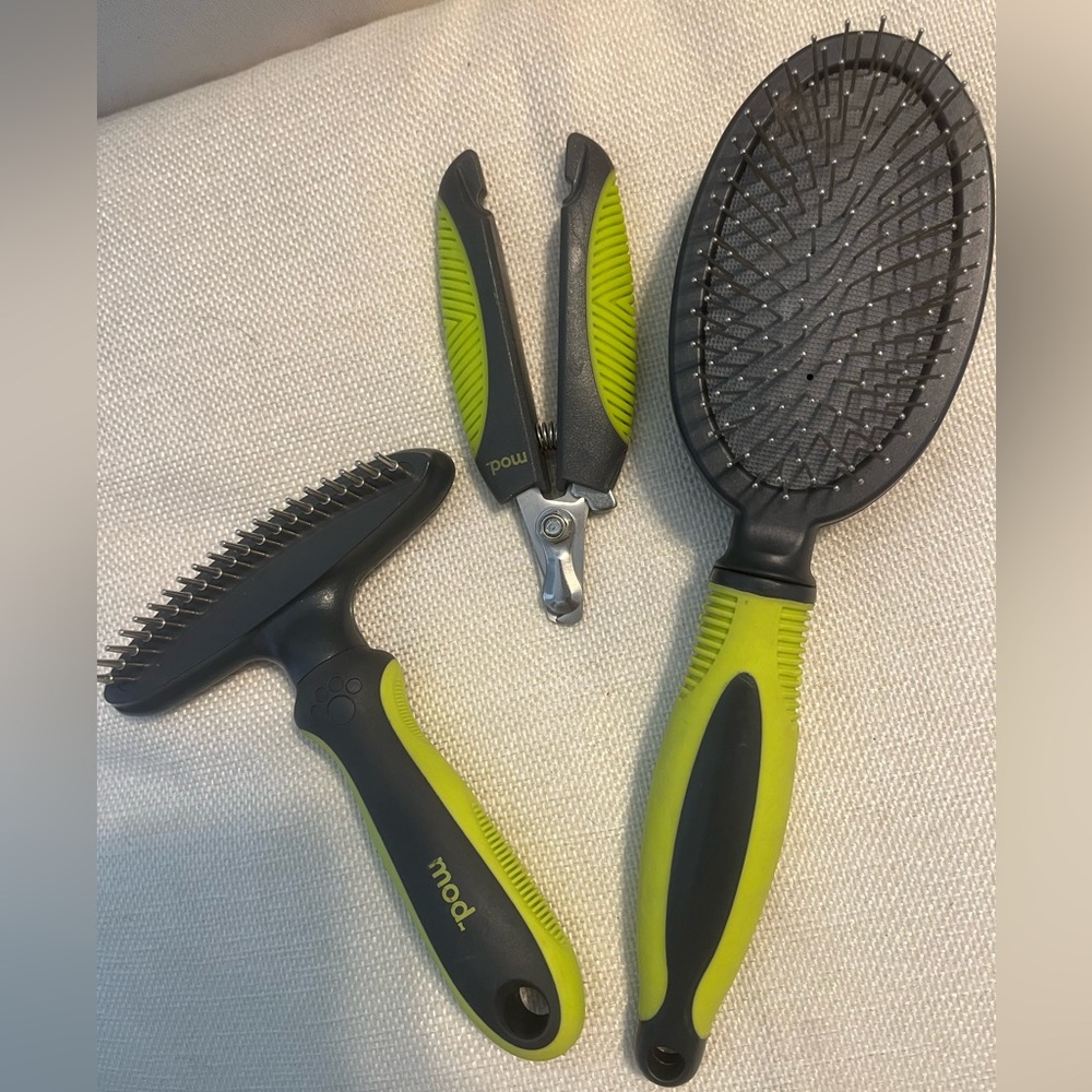 NWOT Mod Dog Grooming Set - Picture 2 of 4